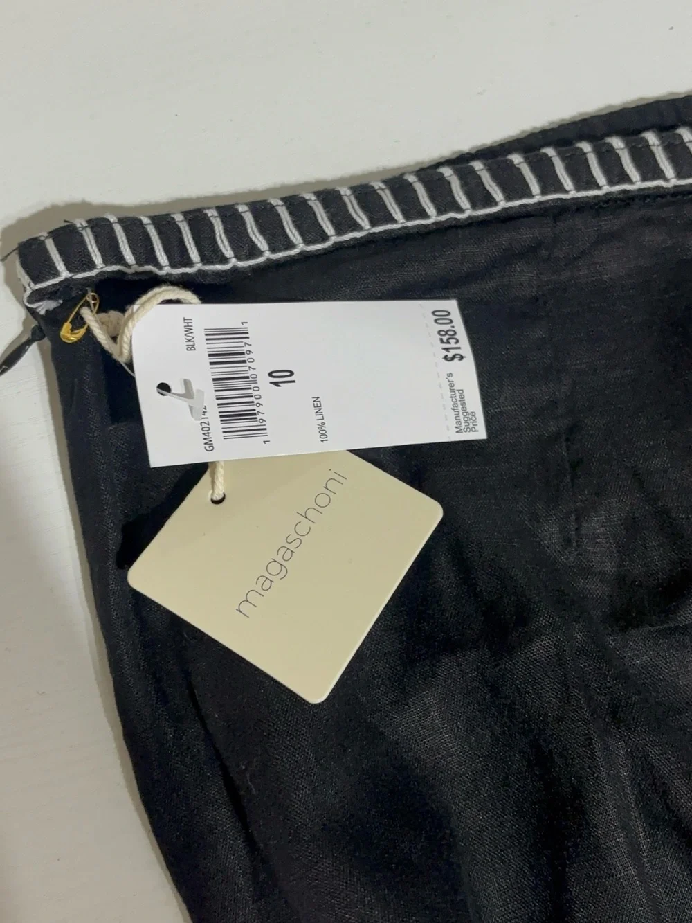 Magaschoni Black with White Contrast Trim set completely new